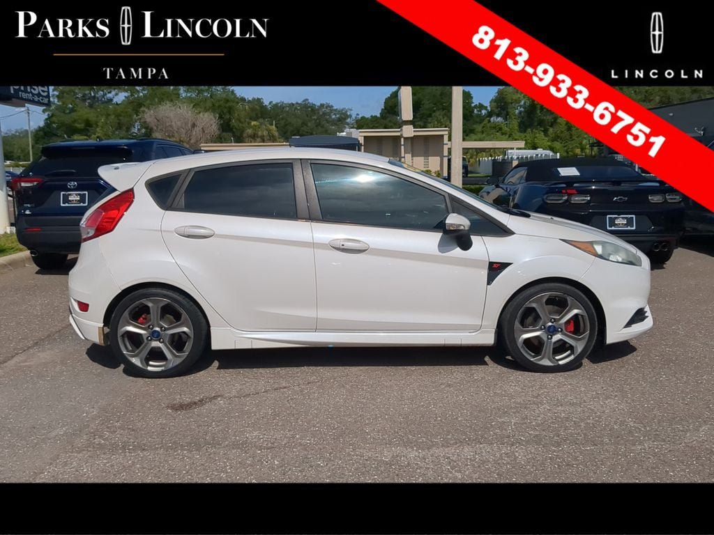 Used 2017 Ford Fiesta ST FWD image 3