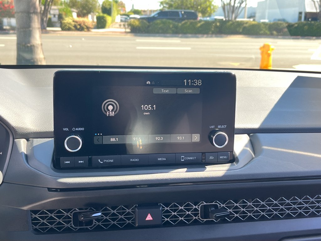 Used 2025 Honda Accord LX image 25