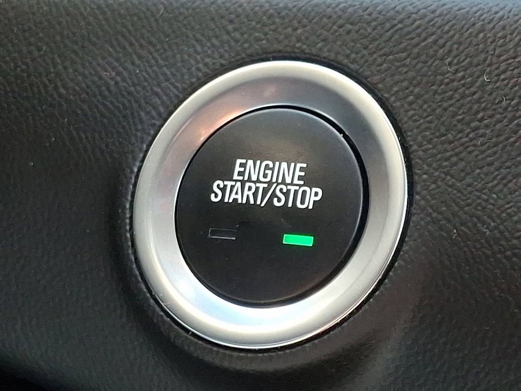 Used 2022 GMC Terrain SLE image 22