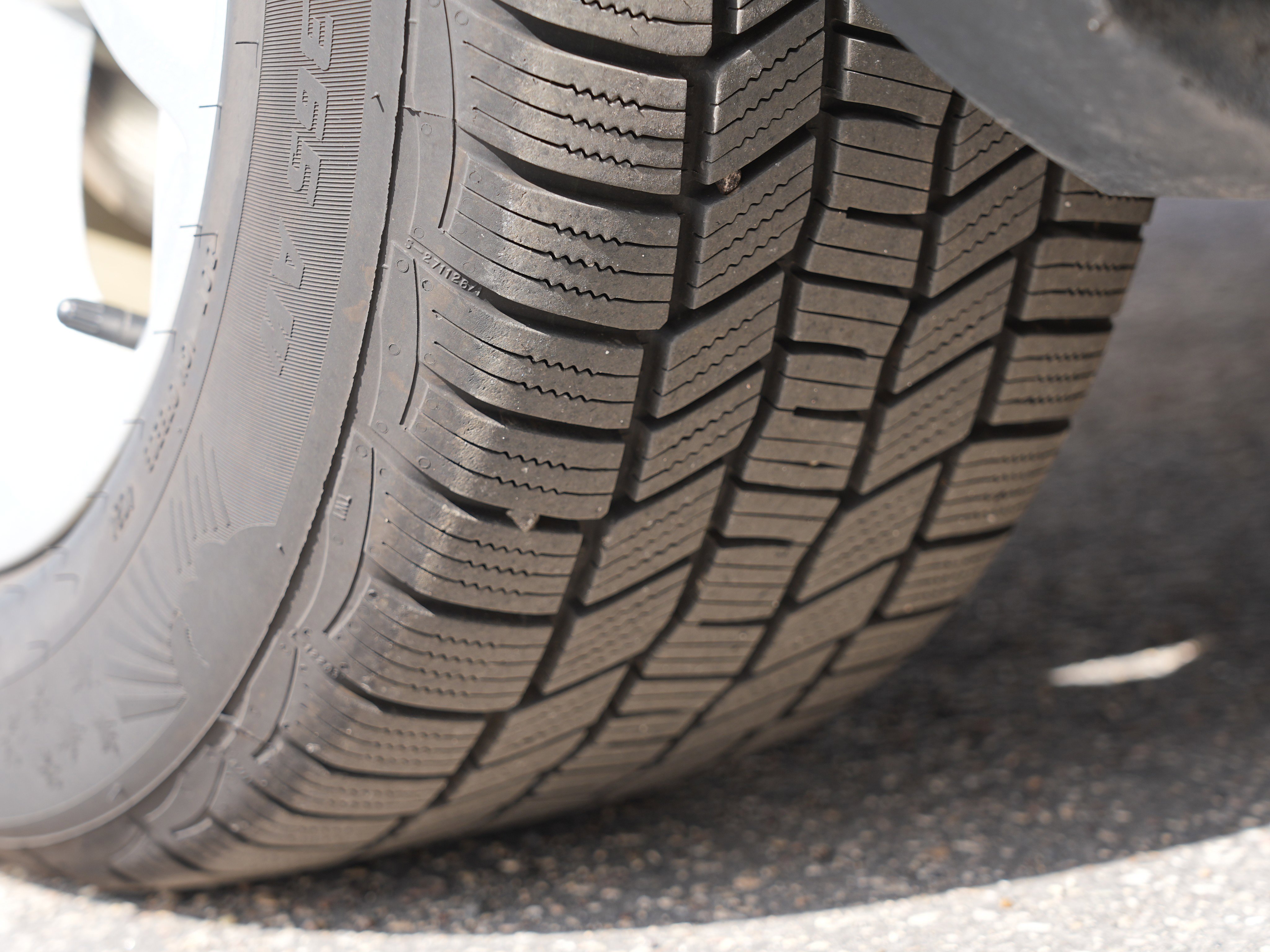 Used 2015 Ford Taurus SEL w/ Equipment Group 201A image 32