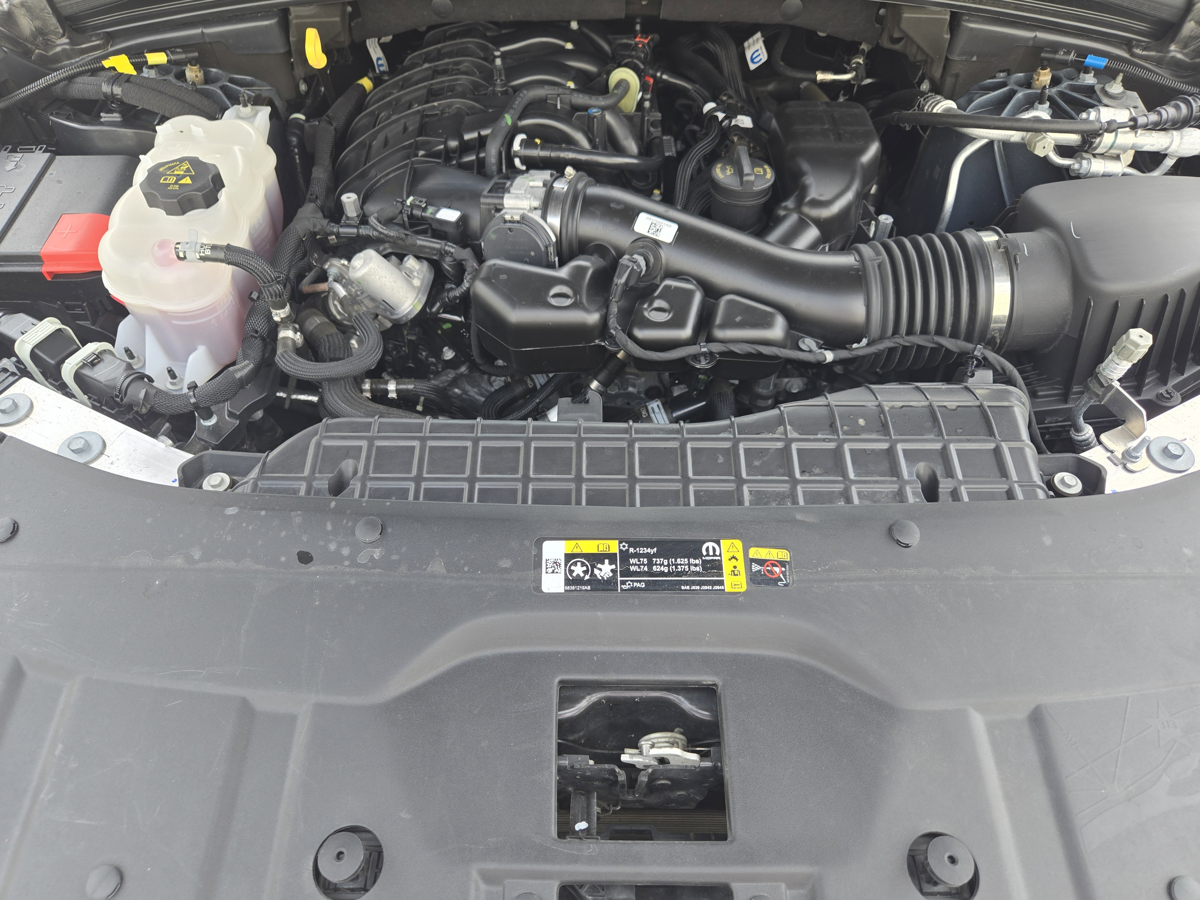 Used 2024 Jeep Grand Cherokee Summit AWD/4WD image 35