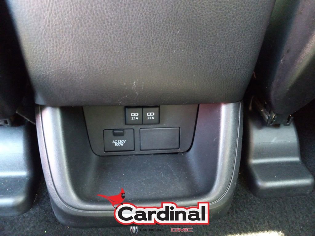Used 2017 Toyota Highlander Limited Platinum w/ Carpet Mat Package image 25