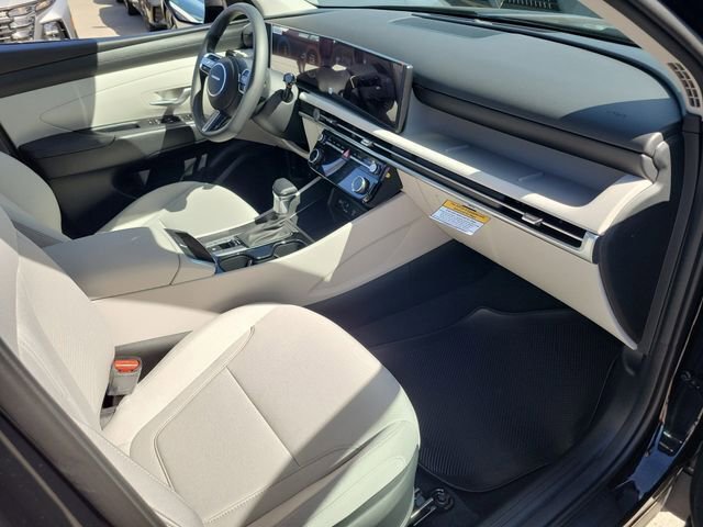 New 2026 Hyundai Tucson SEL FWD image 16