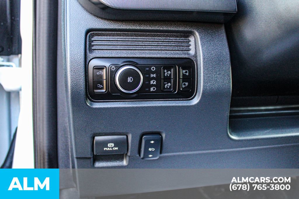 Used 2025 Ford F450 Platinum w/ FX4 Off-Road Package image 27