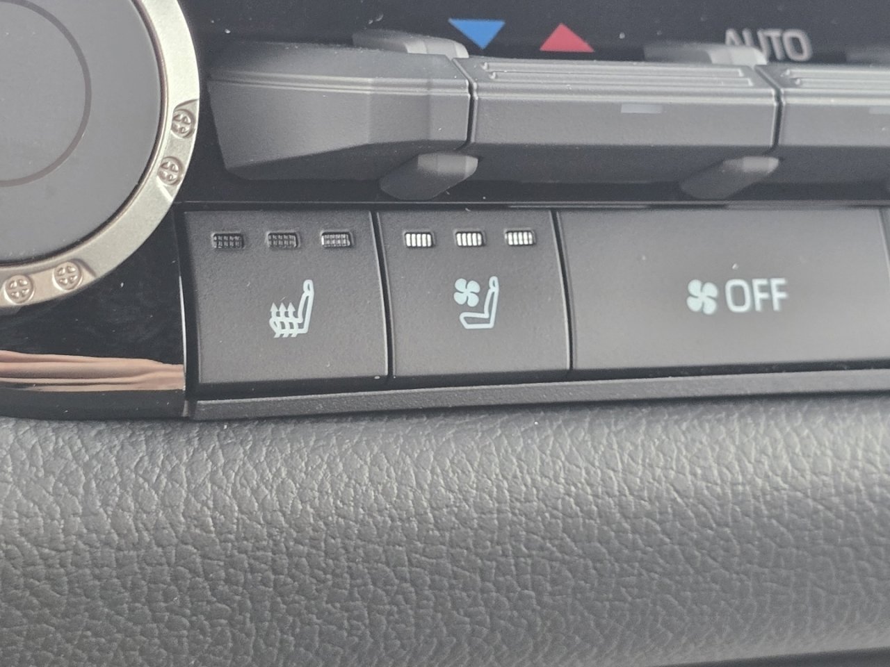 New 2026 Toyota Tundra Limited AWD/4WD image 7