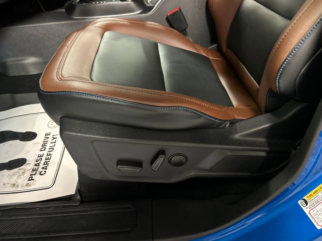 Used 2024 Ford Bronco Outer Banks image 13