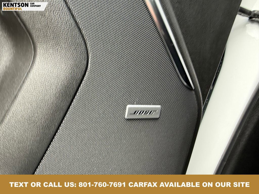 Used 2025 GMC Yukon XL Denali image 21