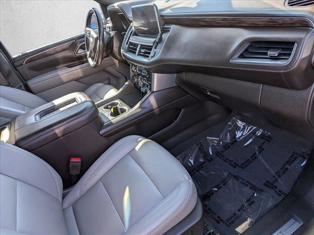 Used 2022 Chevrolet Tahoe Z71 w/ Luxury Package AWD/4WD image 29