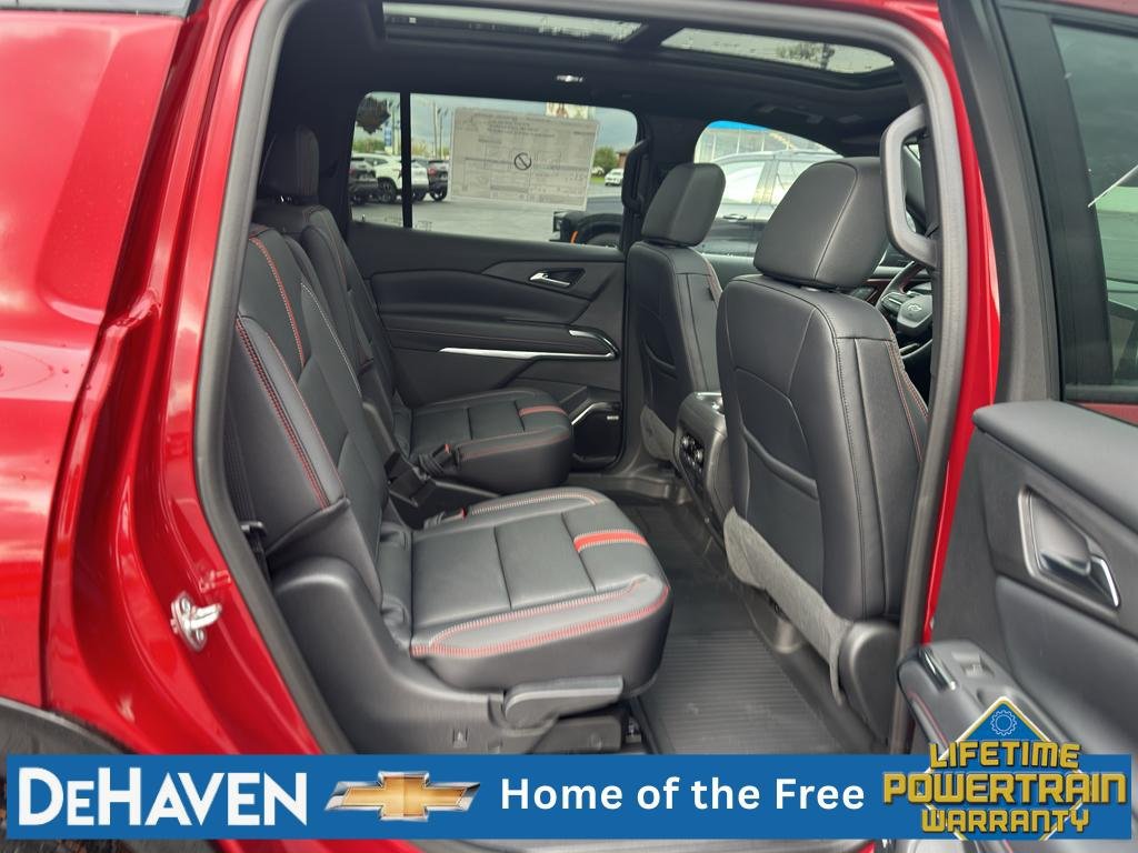 New 2026 Chevrolet Traverse RS w/ LPO, Floor Liner Package AWD/4WD image 26