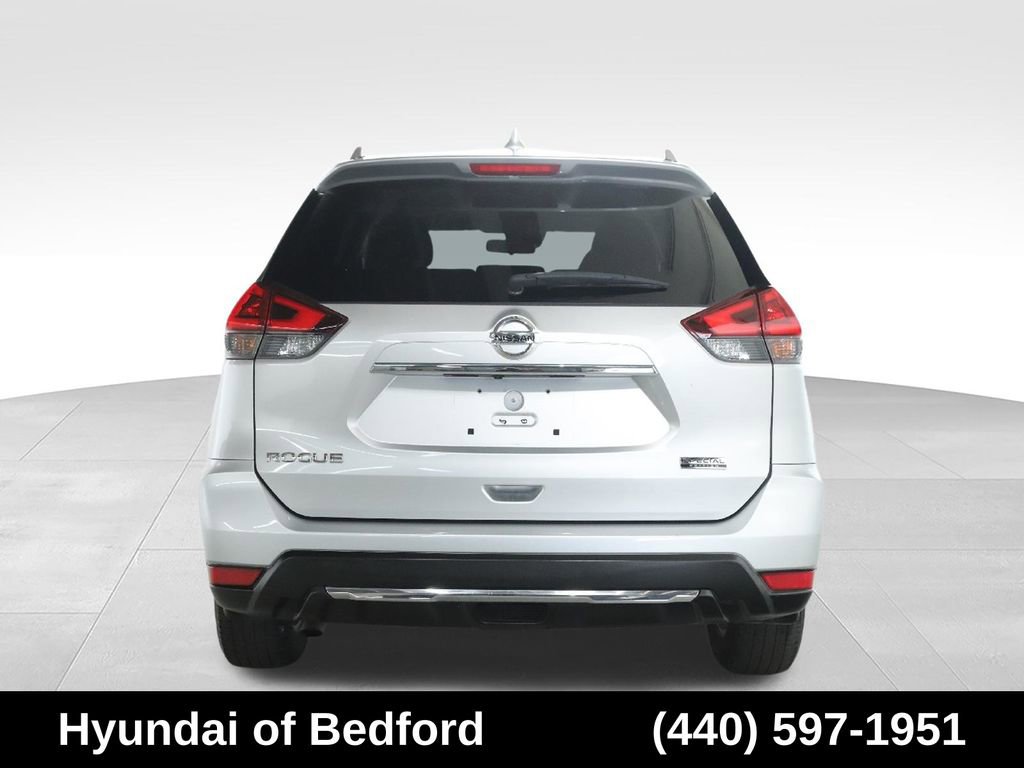 Used 2020 Nissan Rogue S w/ Special Edition Package FWD image 44