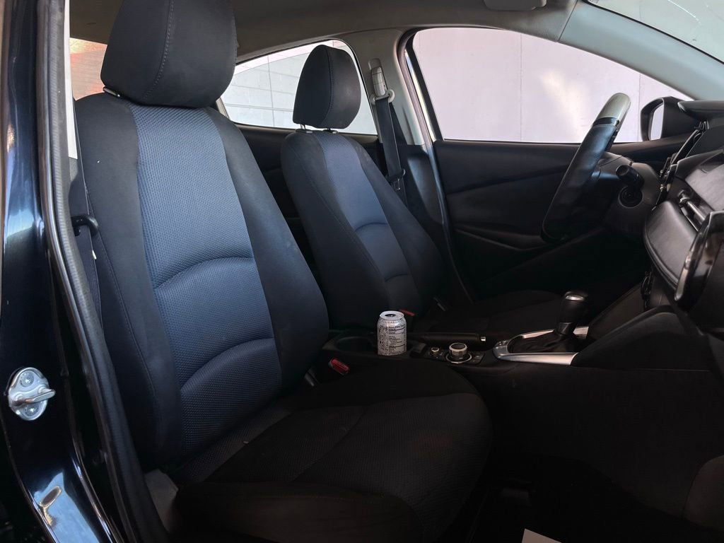 Used 2019 Toyota Yaris LE FWD image 17