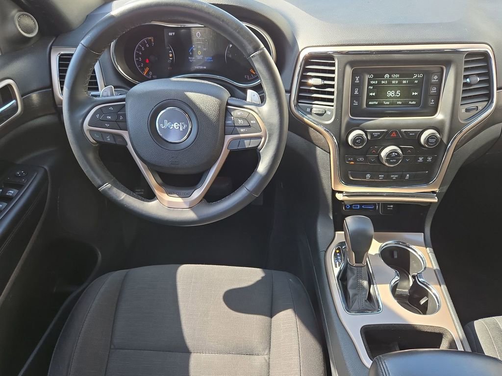 Used 2016 Jeep Grand Cherokee Laredo image 26