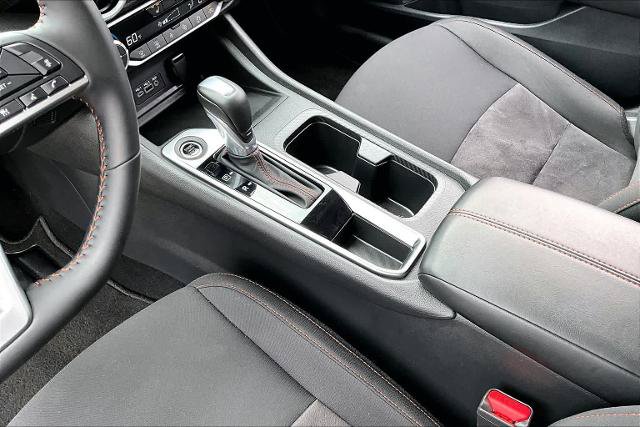 Certified 2025 Nissan Sentra SR FWD image 17