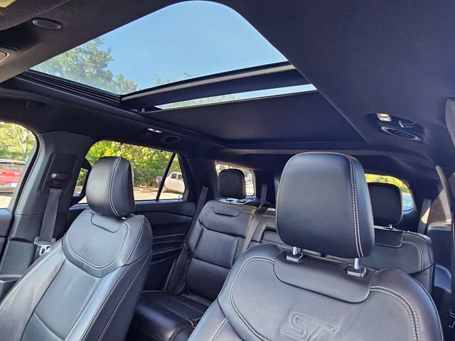 Used 2021 Ford Explorer ST w/ Equipment Group 401A AWD/4WD image 13