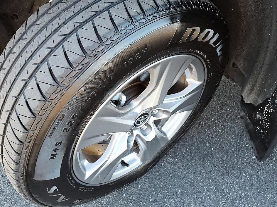 Used 2024 Toyota RAV4 XLE image 9