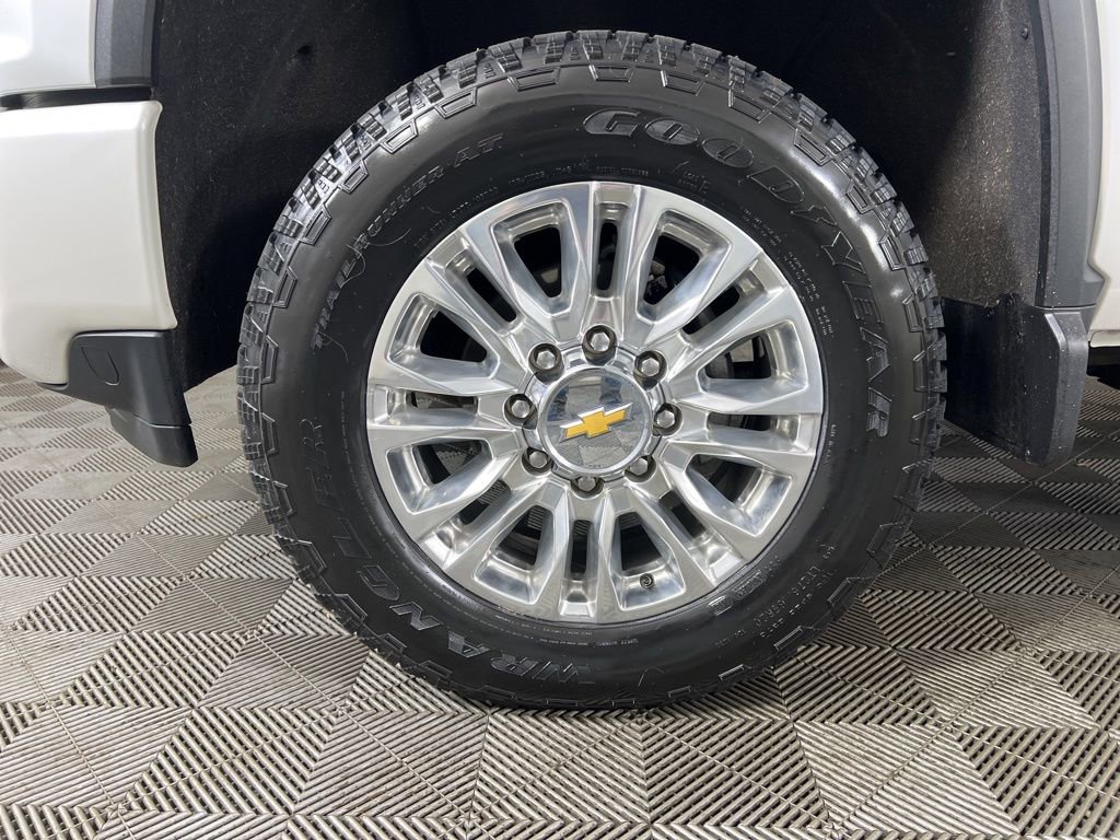 Used 2022 Chevrolet Silverado 2500 High Country w/ Z71 Off-Road Package AWD/4WD image 27