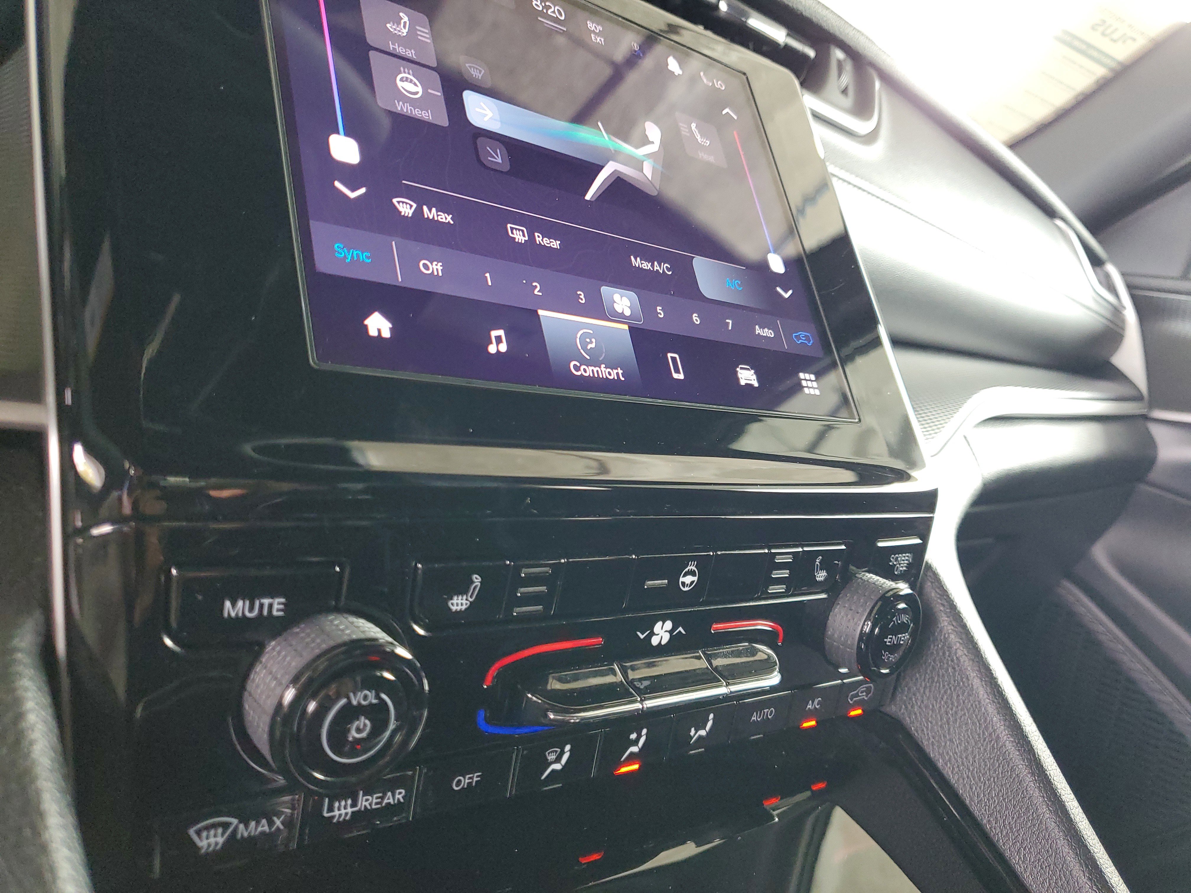 Certified 2023 Jeep Grand Cherokee Altitude RWD image 27