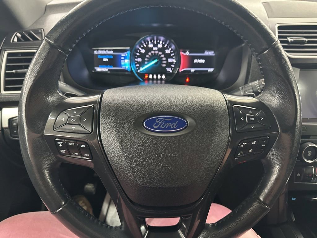 Used 2017 Ford Explorer XLT w/ Equipment Group 202A image 34