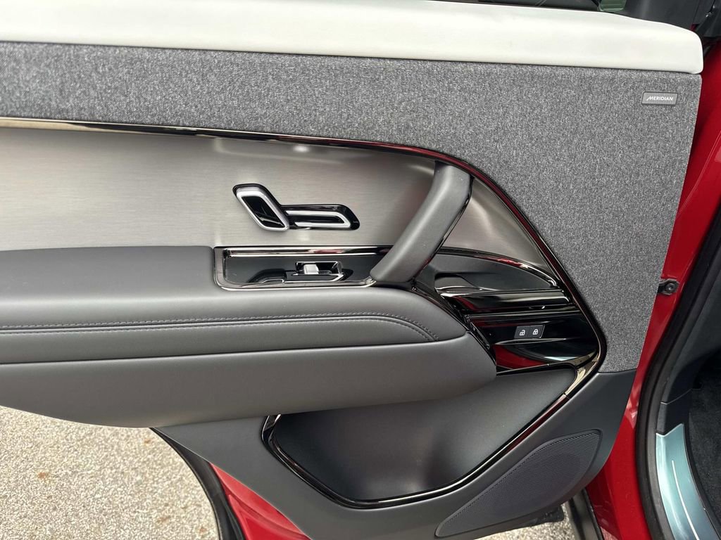 New 2026 Land Rover Range Rover Sport Dynamic SE image 13