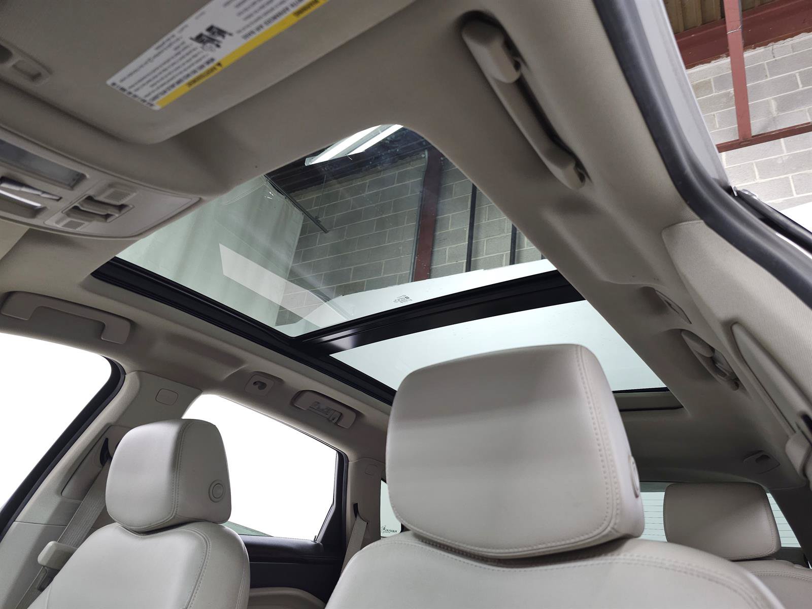 Used 2012 Cadillac SRX Performance AWD/4WD image 15