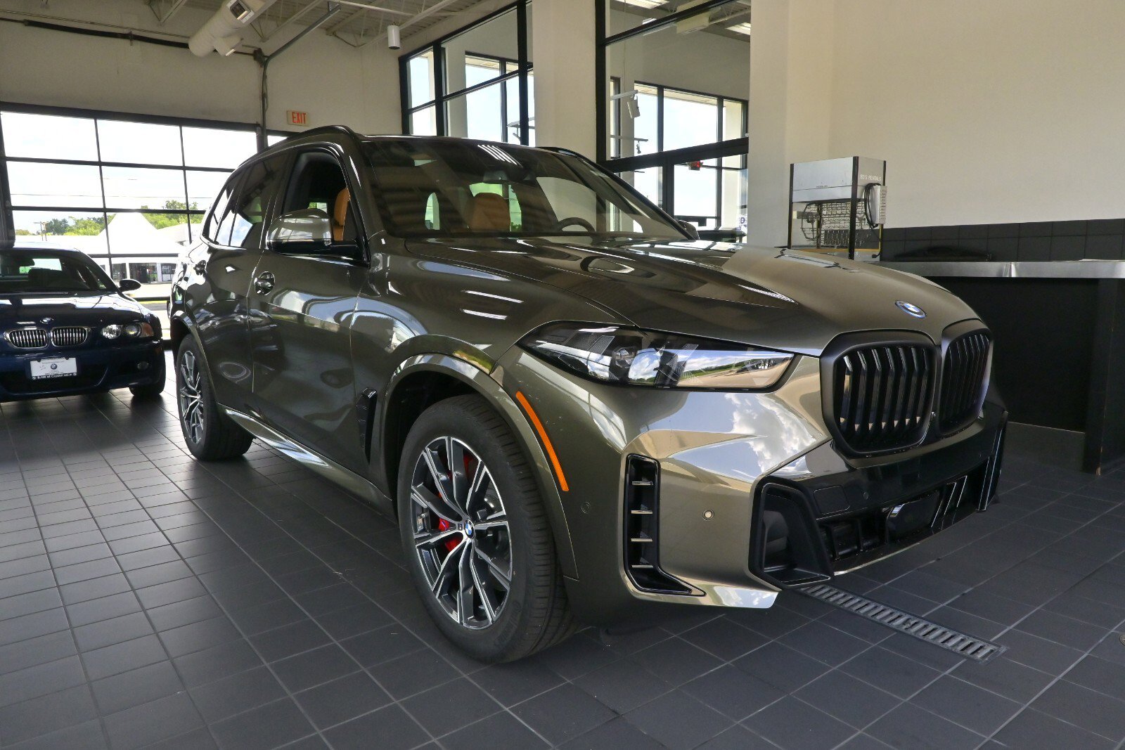 New 2026 BMW X5 xDrive50e w/ M Sport Package