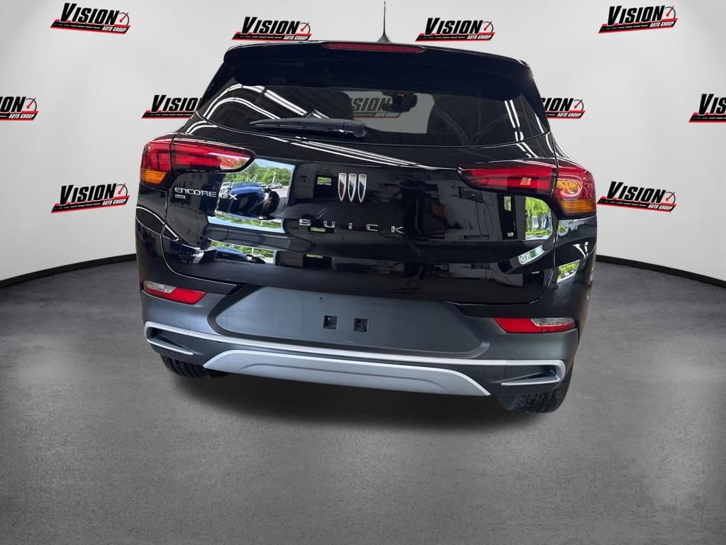 Used 2024 Buick Encore GX Preferred w/ Comfort Package AWD/4WD image 6