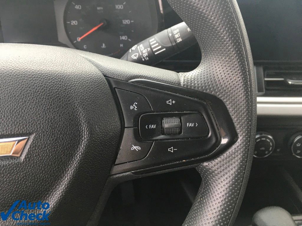 Used 2024 Chevrolet Trax LS w/ LS Convenience Package image 18