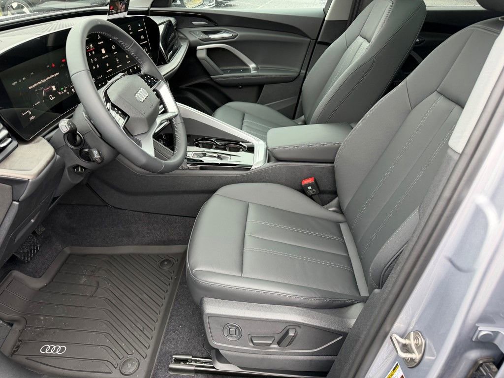 New 2025 Audi Q5 2.0T Premium Plus image 17