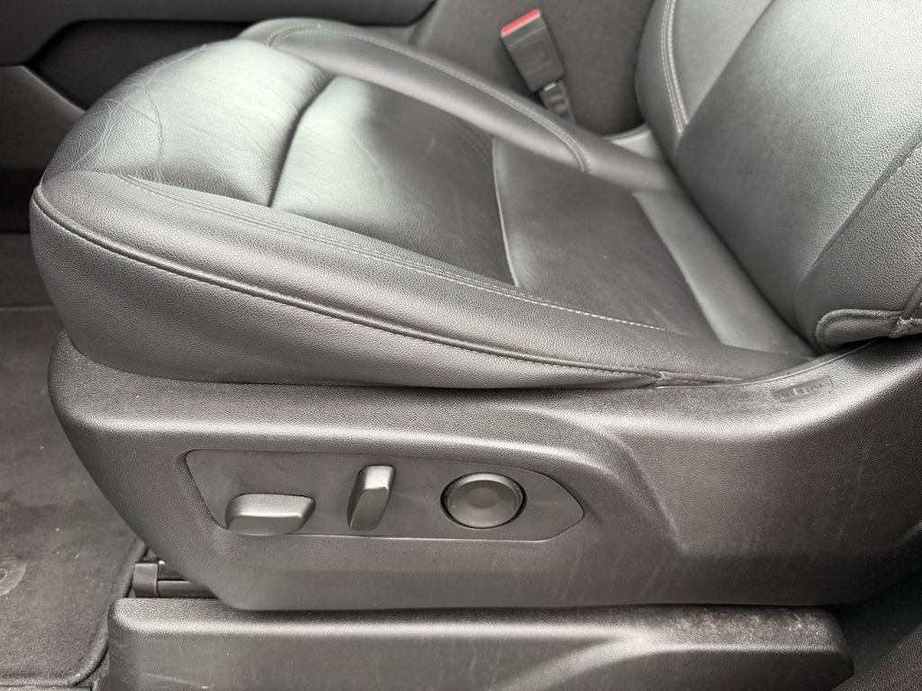 Used 2024 Chevrolet Tahoe LT image 12