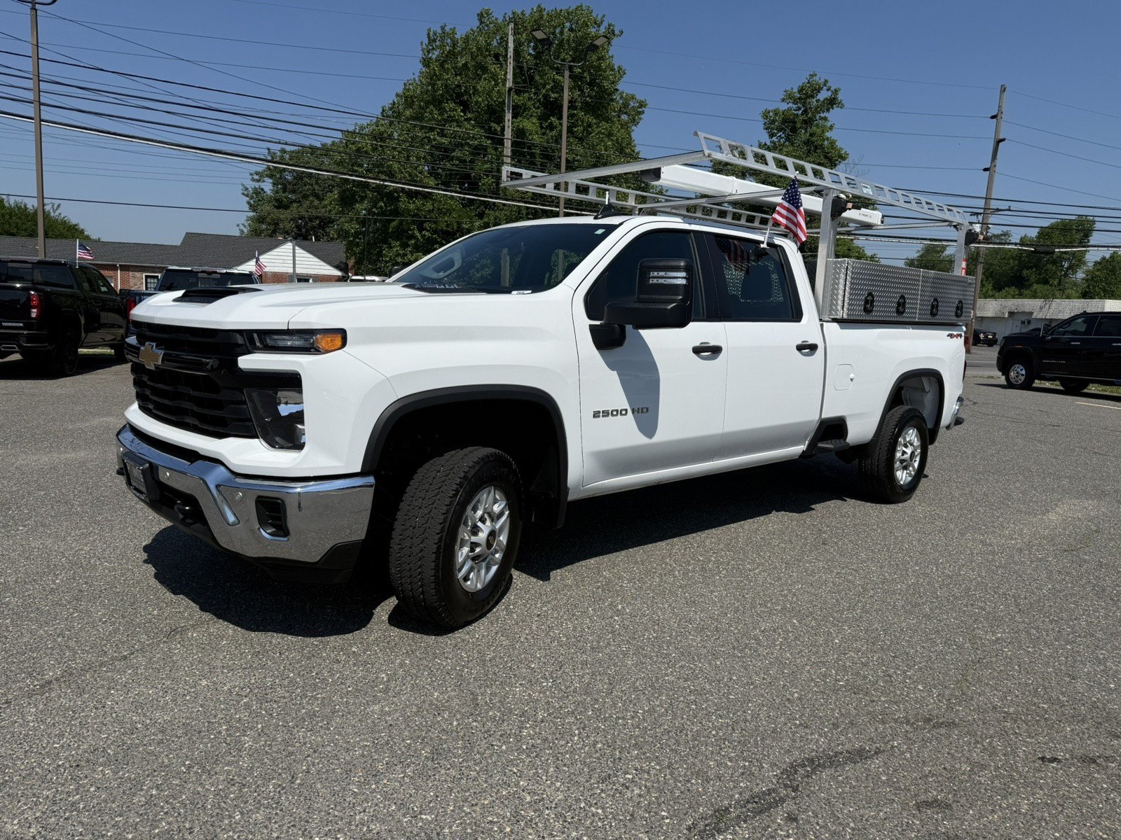 Used 2025 Chevrolet Silverado 2500 W/T w/ WT/CX Safety Package AWD/4WD image 7