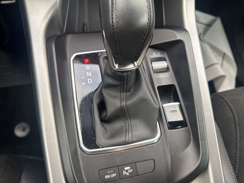 Used 2024 Dodge Hornet R/T Plus w/ Track Pack image 16