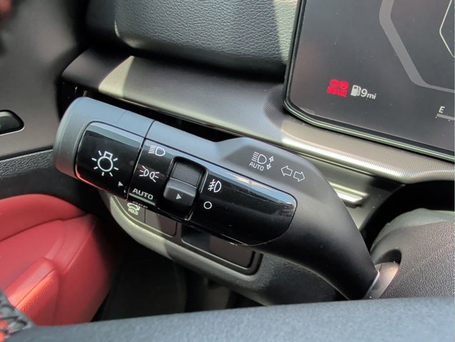 New 2026 Kia Sportage SX FWD image 31