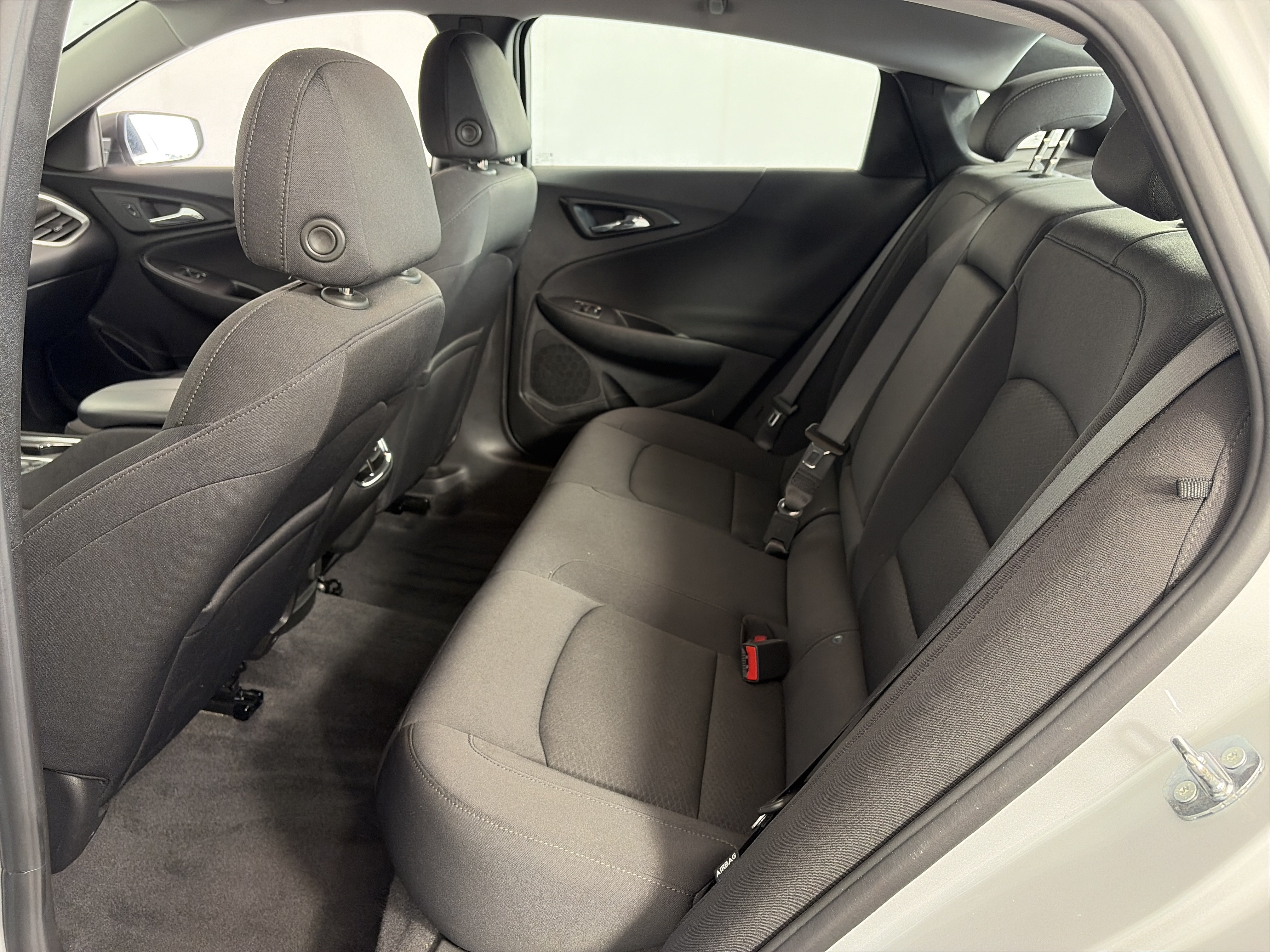 Used 2022 Chevrolet Malibu LT FWD image 7