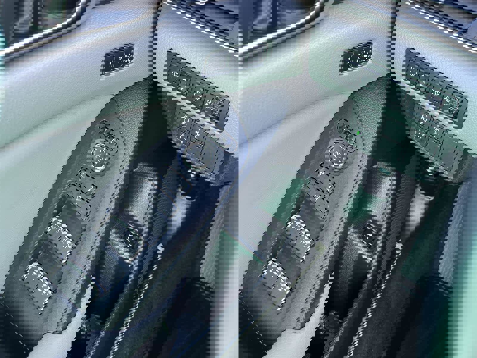 Used 2018 Honda Accord Touring image 27