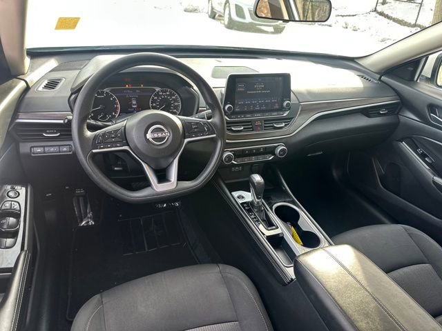Used 2023 Nissan Altima 2.5 SV image 21