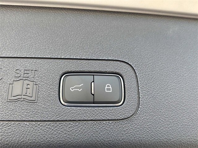 New 2025 Lincoln Aviator Black Label w/ Jet Appearance Package image 14