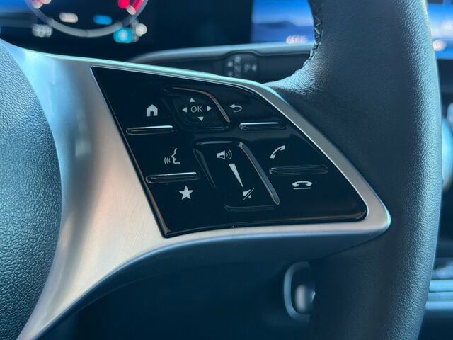 Certified 2025 Mercedes-Benz GLB 250 image 29