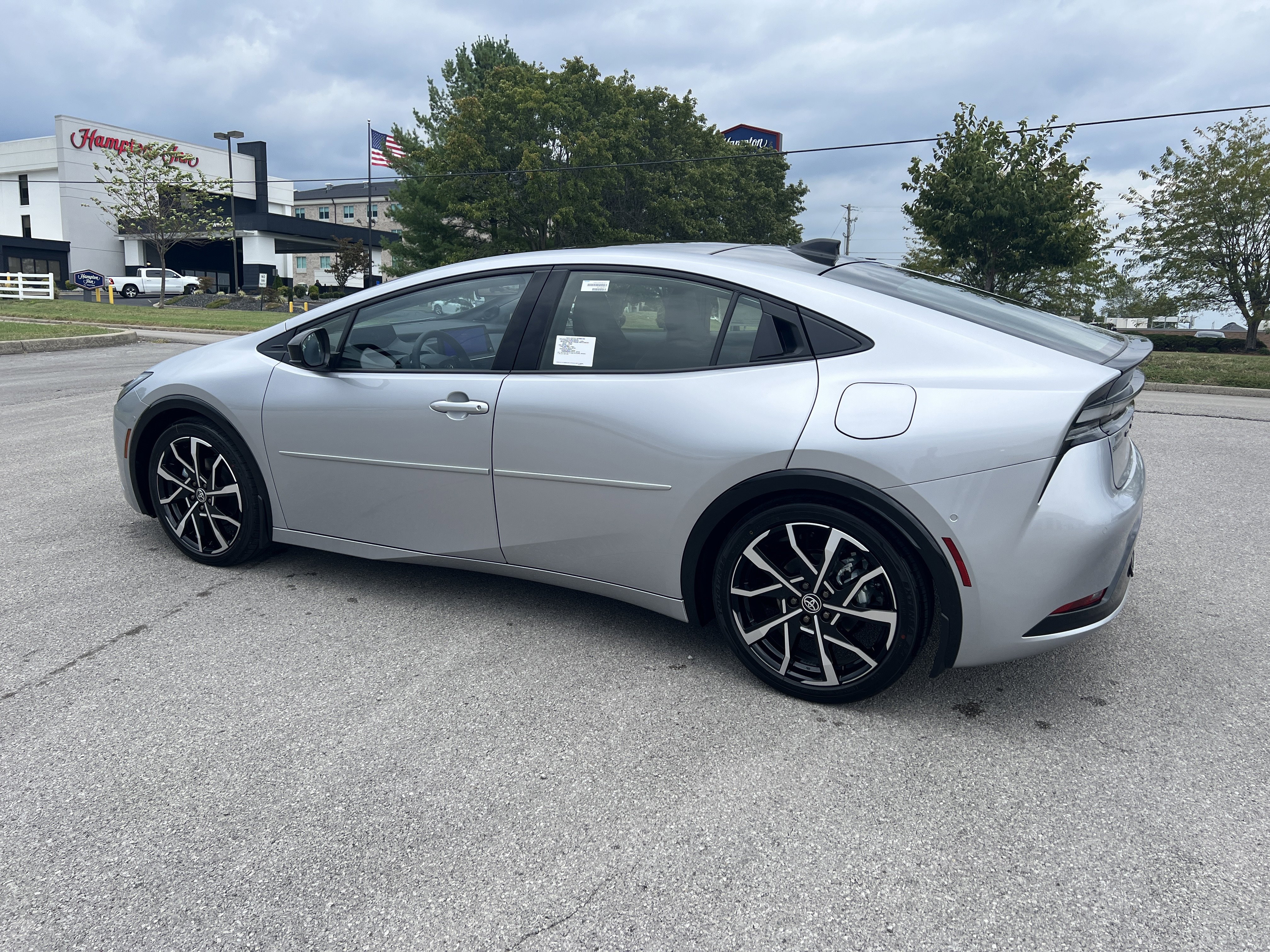 New 2026 Toyota Prius Plug-In Hybrid image 5
