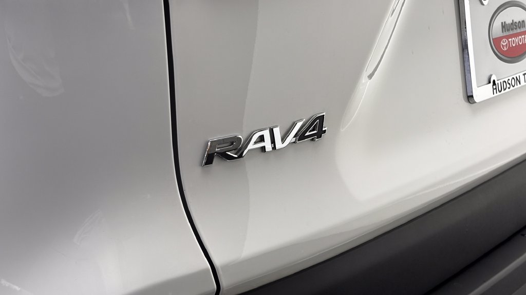 Used 2024 Toyota RAV4 XLE w/ Weather Package AWD/4WD image 7