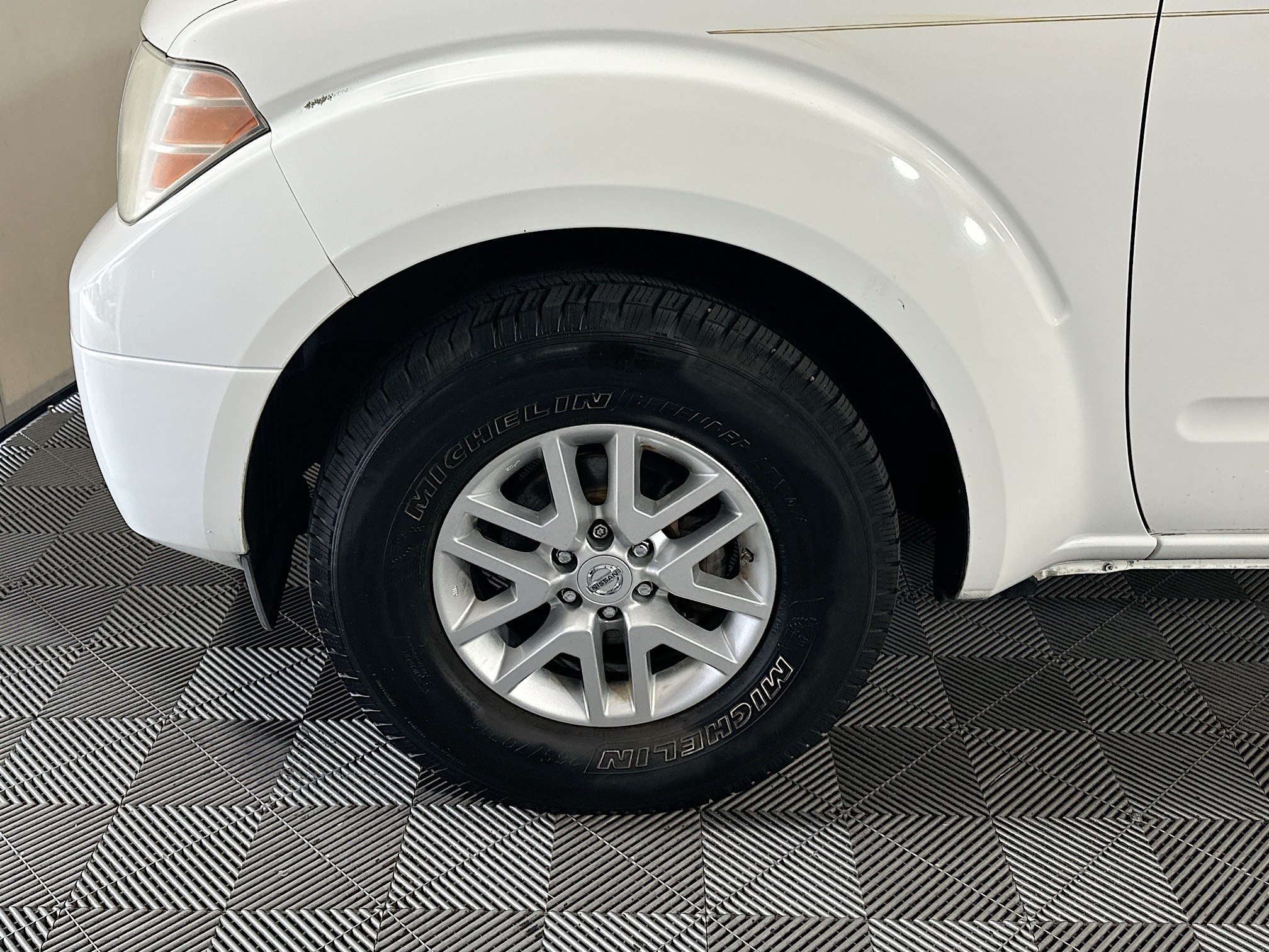 Used 2014 Nissan Frontier SV RWD image 11