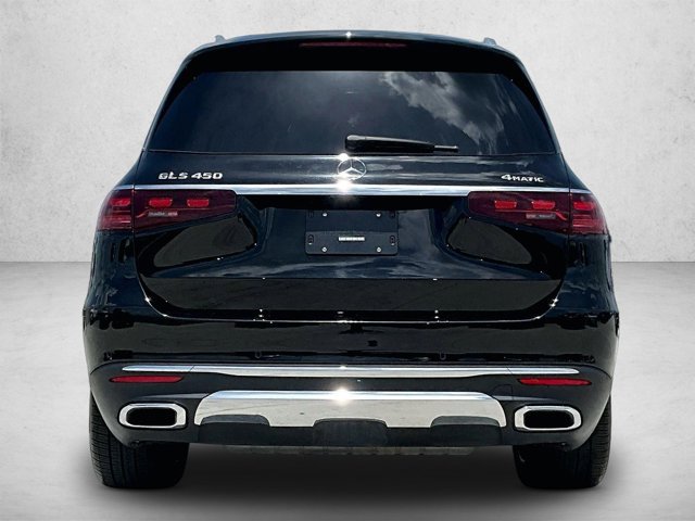Used 2025 Mercedes-Benz GLS 450 4MATIC image 4
