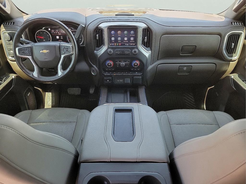 Used 2022 Chevrolet Silverado 3500 LTZ w/ LTZ Convenience Package image 11