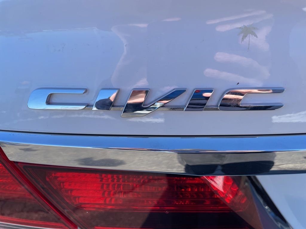 Used 2015 Honda Civic SE image 6