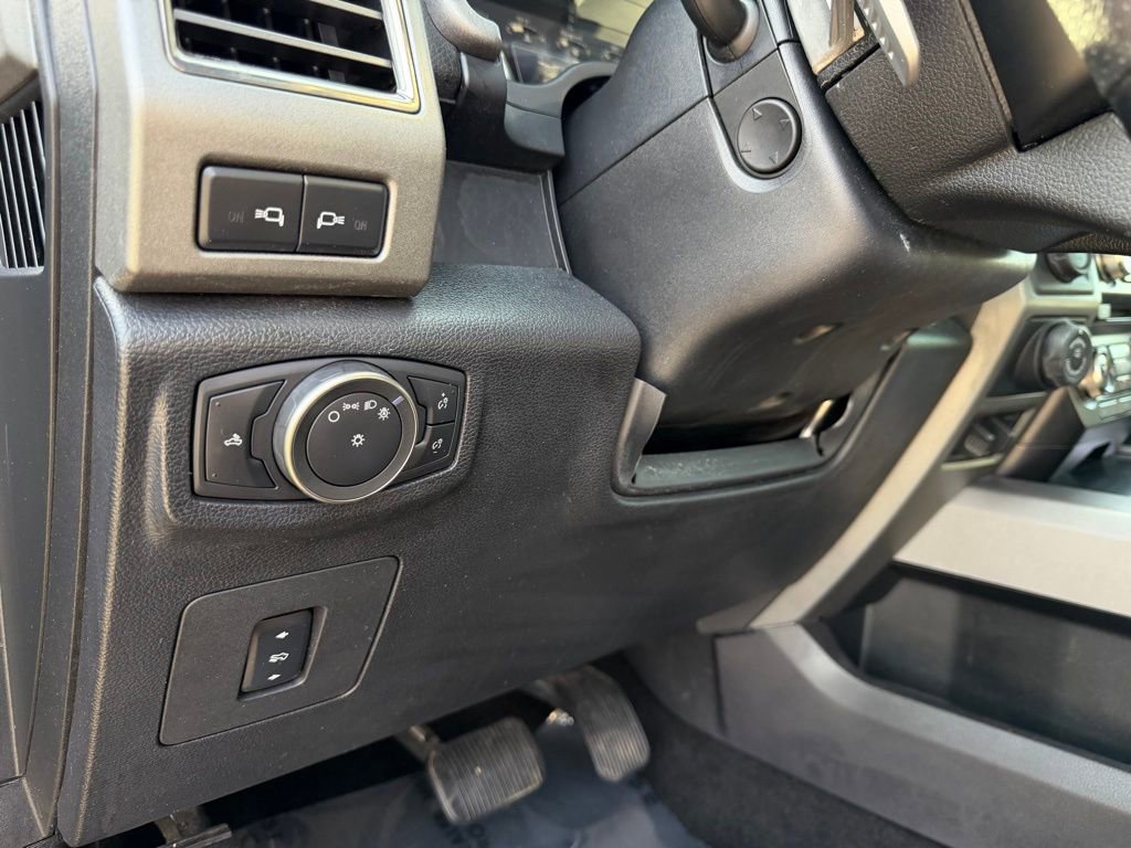 Used 2017 Ford F150 Raptor w/ Equipment Group 802A Luxury image 15