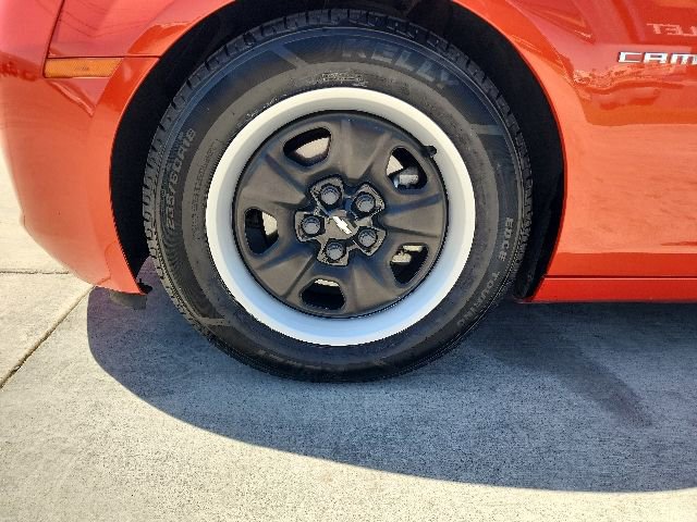 Used 2013 Chevrolet Camaro LS RWD image 13