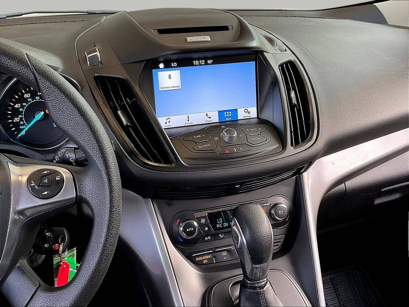 Used 2016 Ford Escape SE w/ Equipment Group 201A AWD/4WD image 9