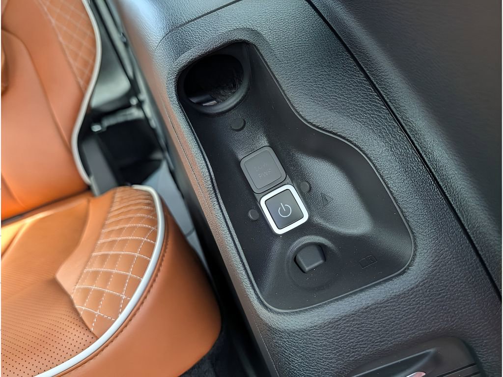 New 2026 Chrysler Pacifica Pinnacle image 38