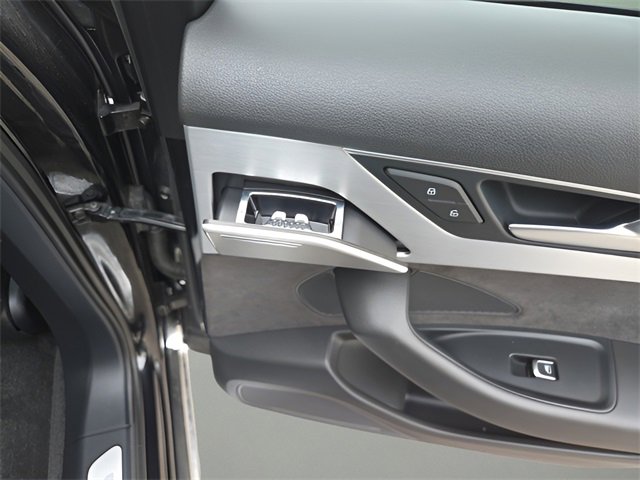 Used 2012 Audi A8 4.2 image 42