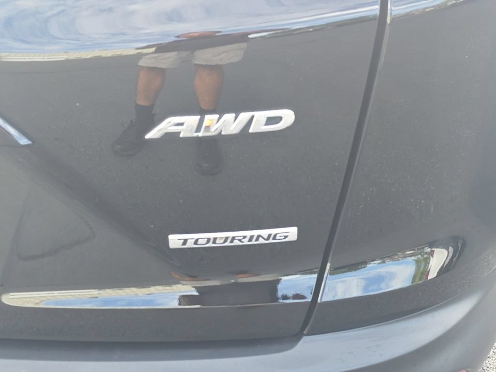 Used 2019 Honda CR-V Touring image 7