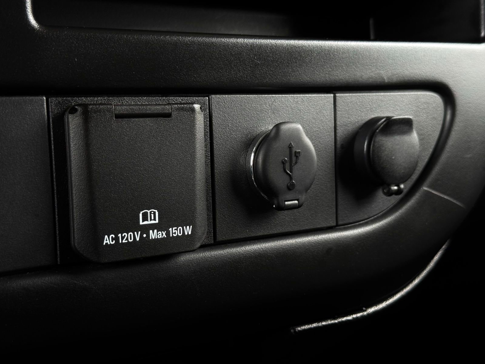 Used 2017 Chevrolet Express 3500 LS image 37